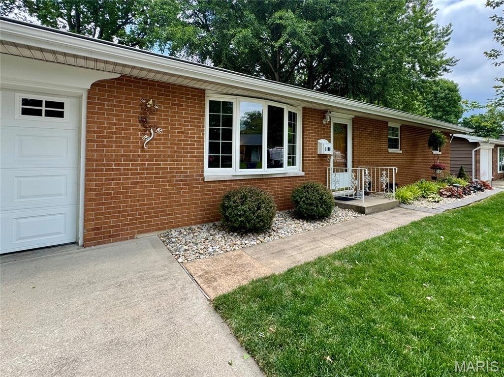 1108 Ridge Avenue Collinsville, IL 62234 - Photo 8 of 64 Gallery Image 8
