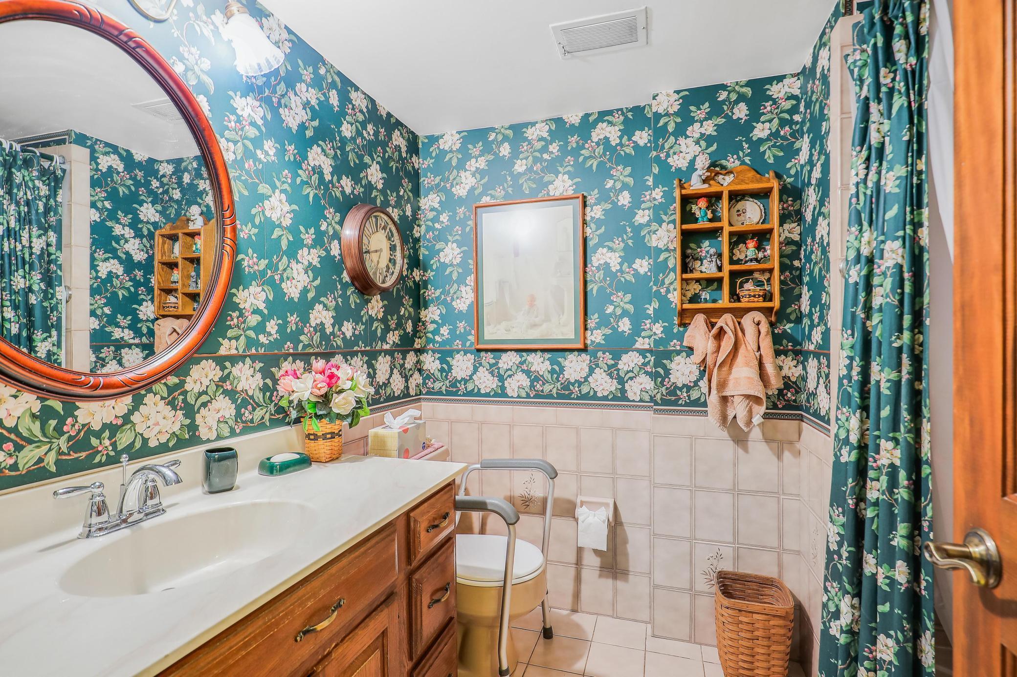 10021 Colorado Road Bloomington, MN 55438 - Photo 25 of 31 Gallery Image 25