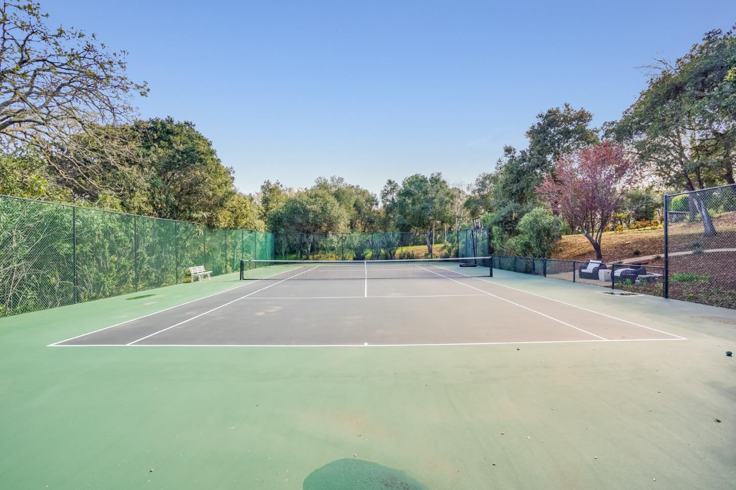 540 Moore Road Woodside, CA 94062 - Photo 17 of 85