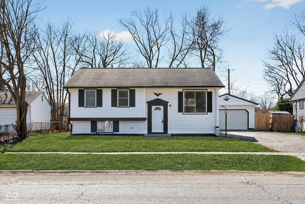 $289,000 | 5625 Gateway Drive, Indianapolis, IN 46254