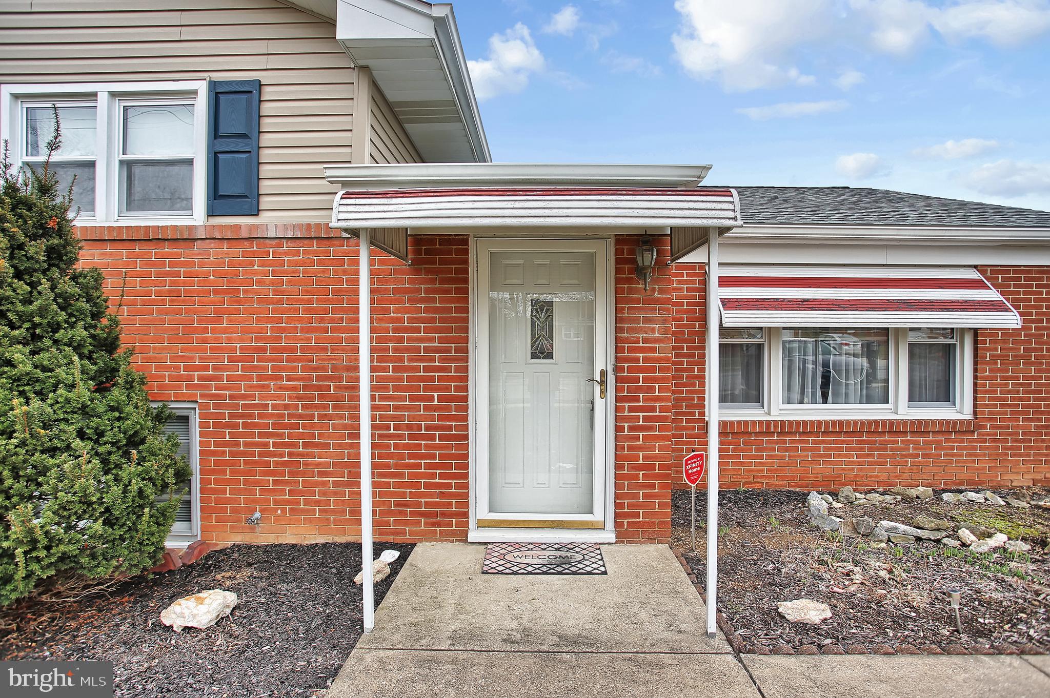 32 Slate Ridge Drive York, PA 17408 - Photo 4 of 35