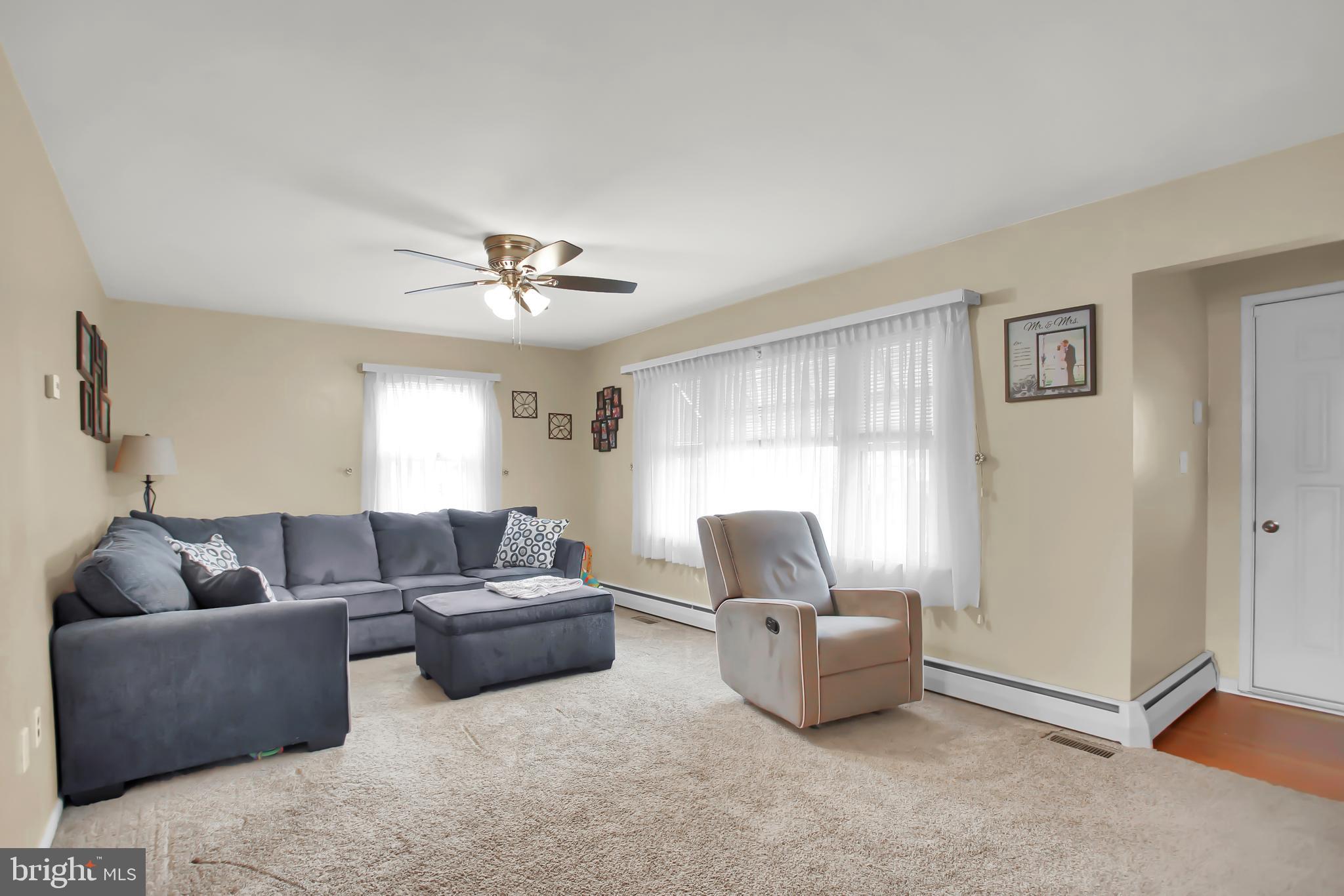 32 Slate Ridge Drive York, PA 17408 - Photo 5 of 35