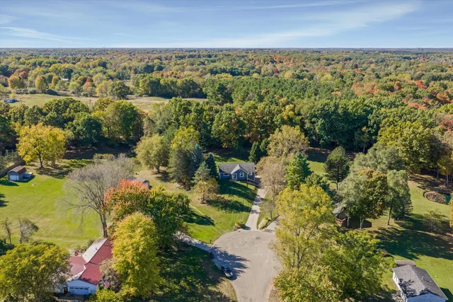 $269,000 | 2630 Julie Drive, Columbiaville, MI 48421