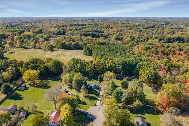 $269,000 | 2630 Julie Drive, Columbiaville, MI 48421