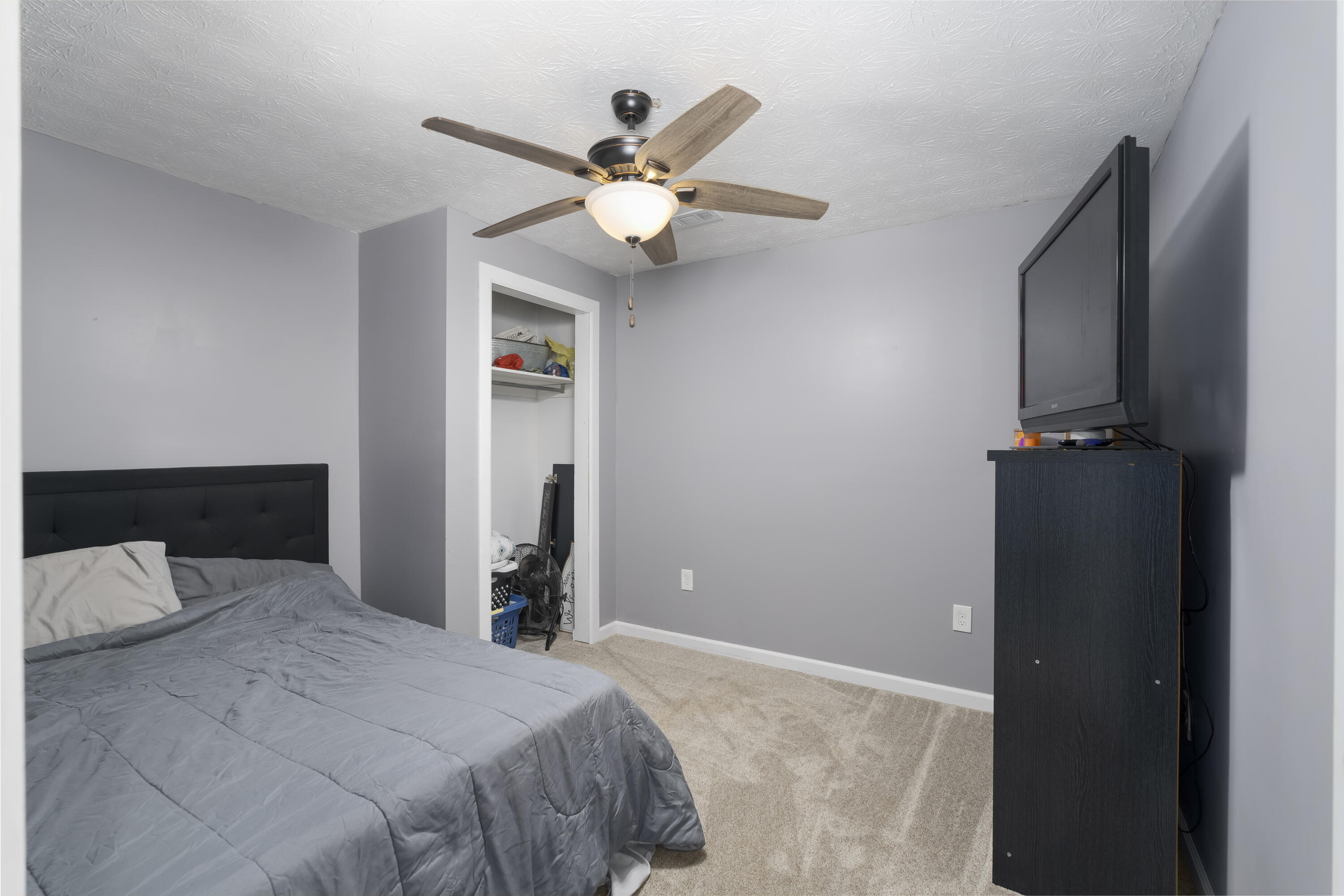 5126 Hogg Ridge Road De Mossville, KY 41033 - Photo 13 of 25 Gallery Image 13