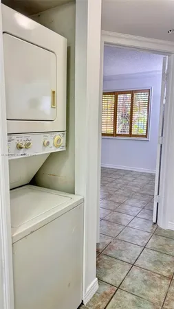 $2,550 | 511 Northwest 82nd Avenue, Unit 407, Miami, FL 33126