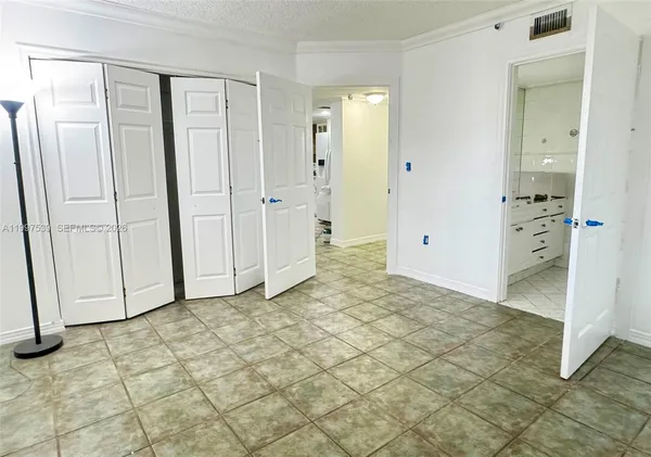 $2,700 | 511 Northwest 82nd Avenue, Unit 407, Miami, FL 33126