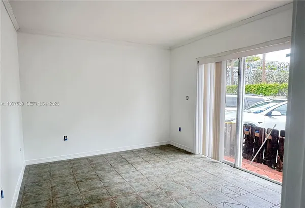 $2,700 | 511 Northwest 82nd Avenue, Unit 407, Miami, FL 33126