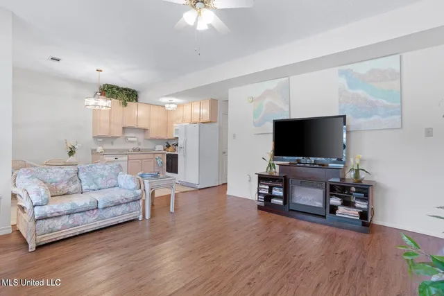 $180,000 | 8122 Fairway Villa Drive, Unit 22, Gautier, MS 39553