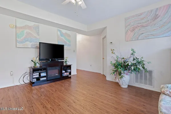 $175,000 | 8122 Fairway Villa Drive, Unit 22, Gautier, MS 39553