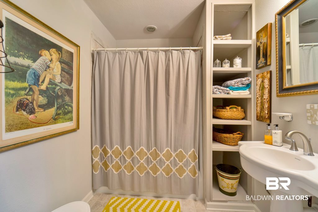 58 North Ingleside Street Fairhope, AL 36532 - Photo 10 of 32