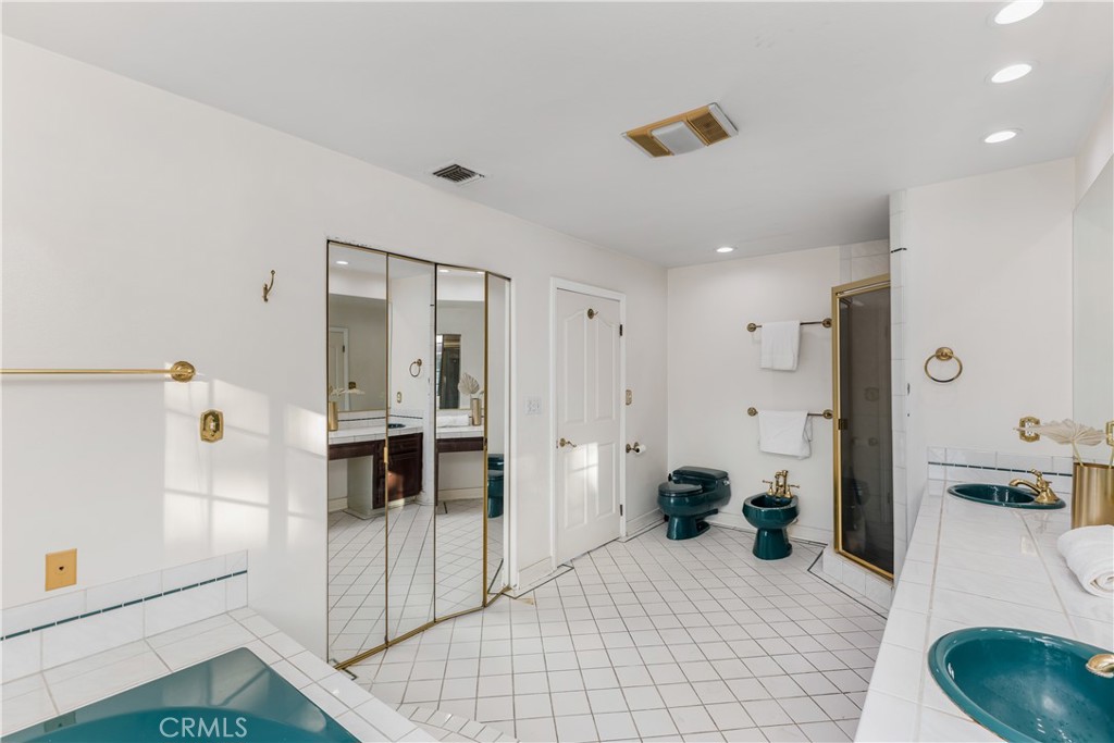 9348 Tujunga Canyon Boulevard Tujunga, CA 91042 - Photo 37 of 39