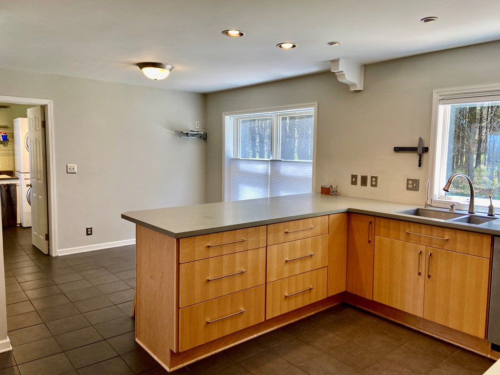 81 Old Town Road Peru, NY 12972 - Photo 8 of 37