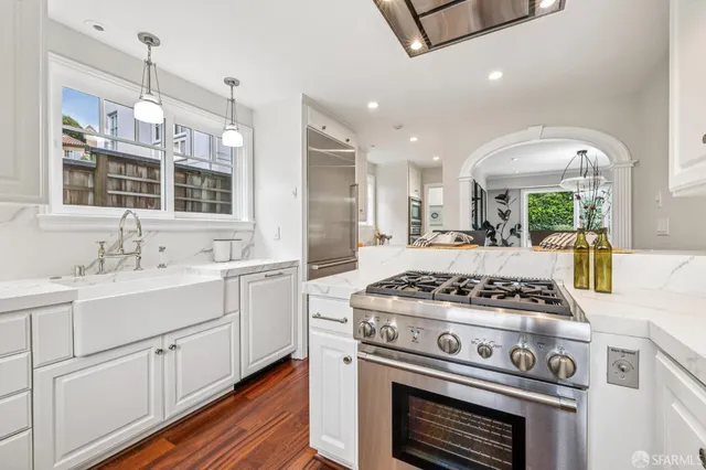 $2,595,000 | 1435 Portola Drive, San Francisco, CA 94127