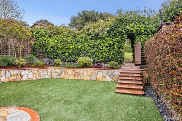 $2,595,000 | 1435 Portola Drive, San Francisco, CA 94127