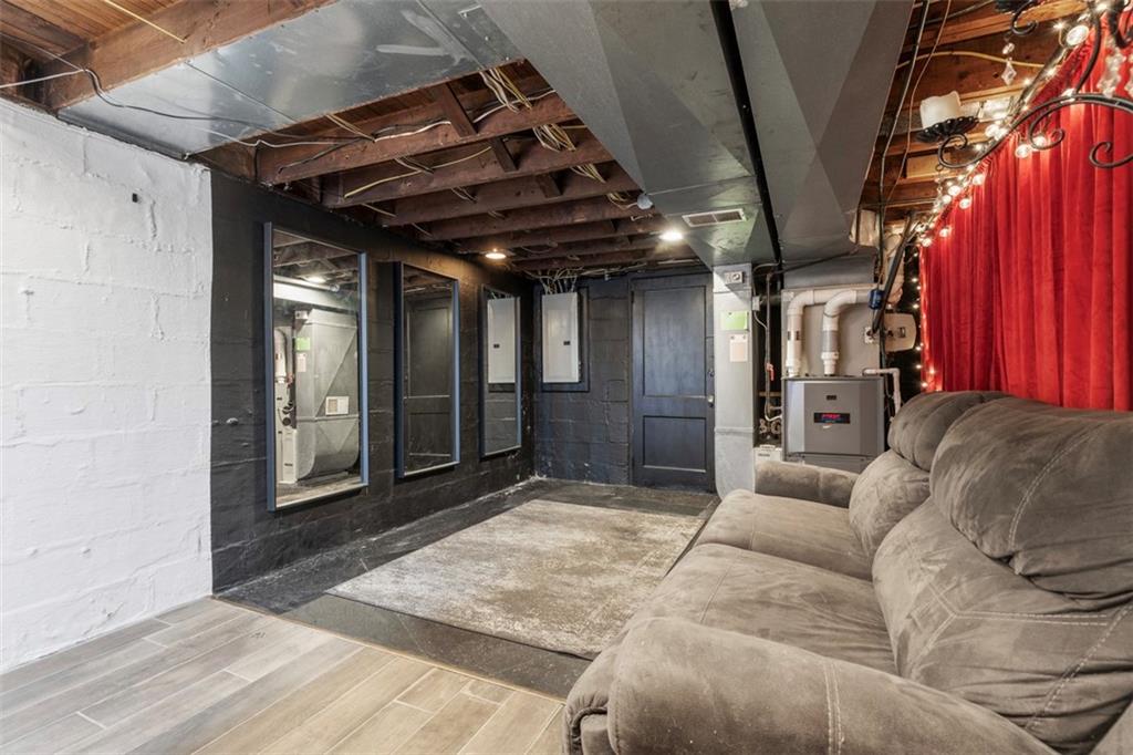 2219 Hill Road South Heights, PA 15081 - Photo 24 of 34 a living room with furniture
