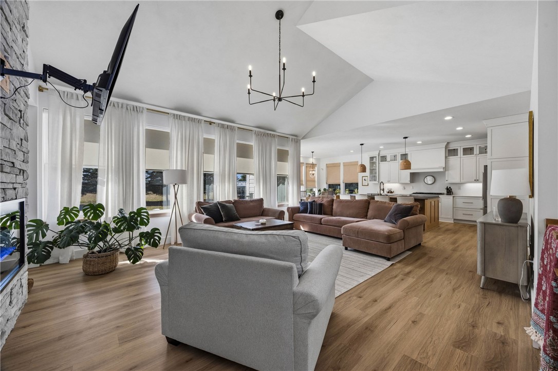 4559 Hoyt Road Skaneateles, NY 13152 - Photo 8 of 49