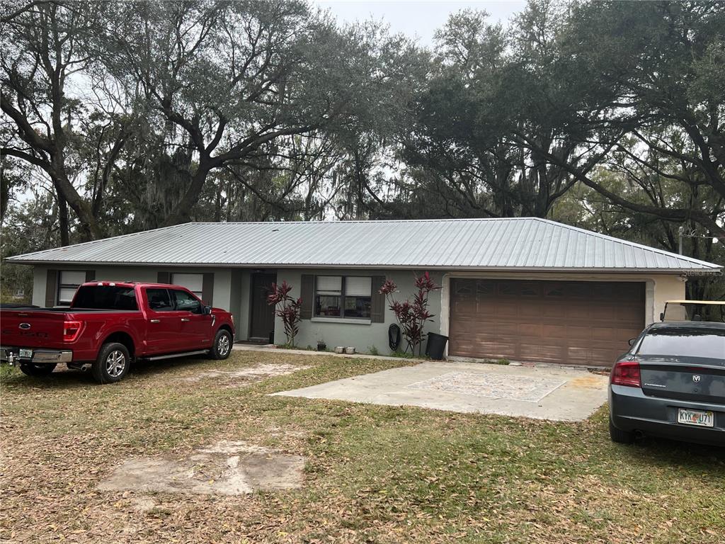 3911 Pippin Road Plant City, FL 33567 - Photo 1 of 1 Gallery Image 1