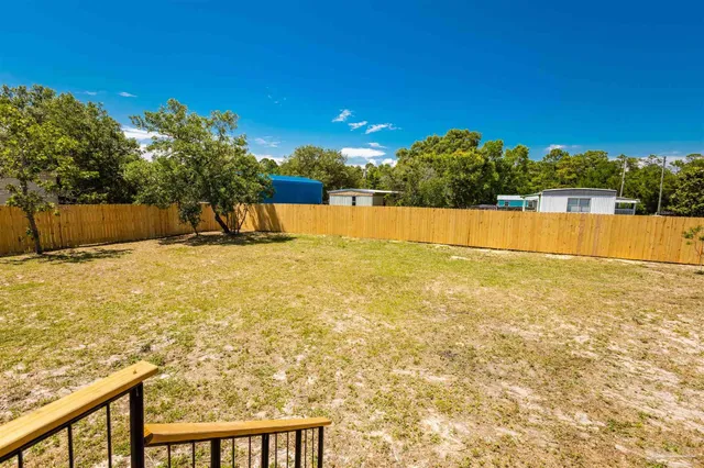 $1,695 | 5816 Congress Court, Gulf Breeze, FL 32563