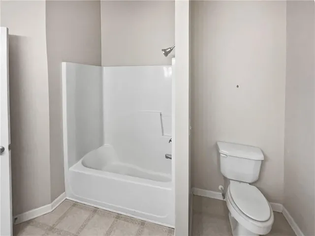 $136,000 | 1394 Orchard Park Drive, Stone Mountain, GA 30083