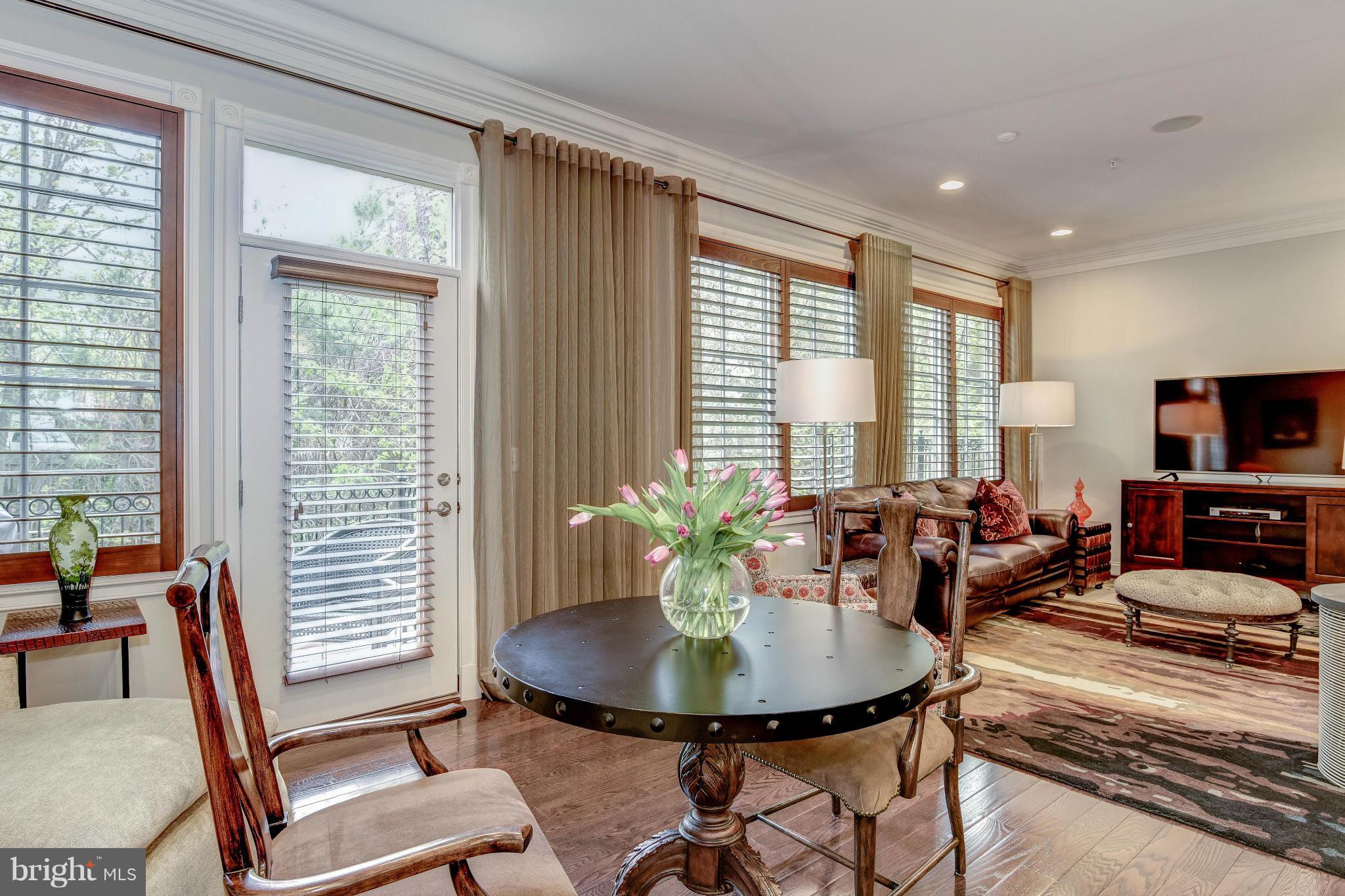 4530 Westhall Drive Washington, DC 20007 - Photo 5 of 27 Family Room