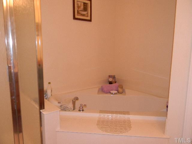 303 Intern Way Durham, NC 27713 - Photo 10 of 14 Master Bath/Spa