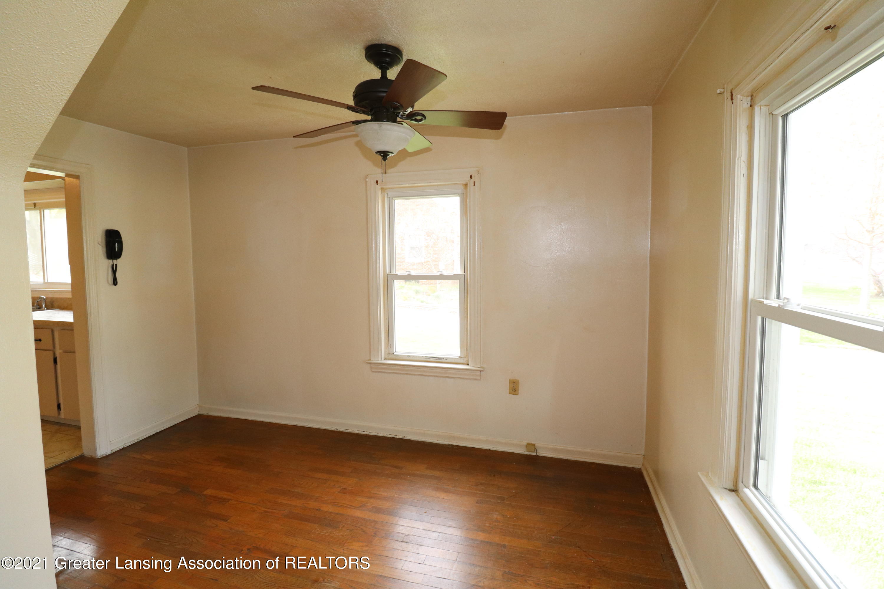 15678 Turner Road Lansing, MI 48906 - Photo 10 of 22 IMG_3529