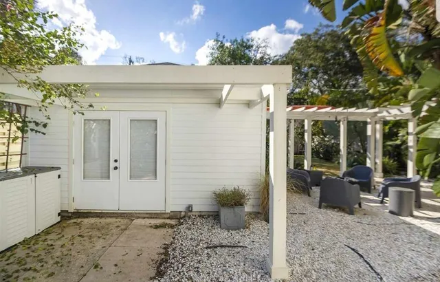 a view of a front door and a porch