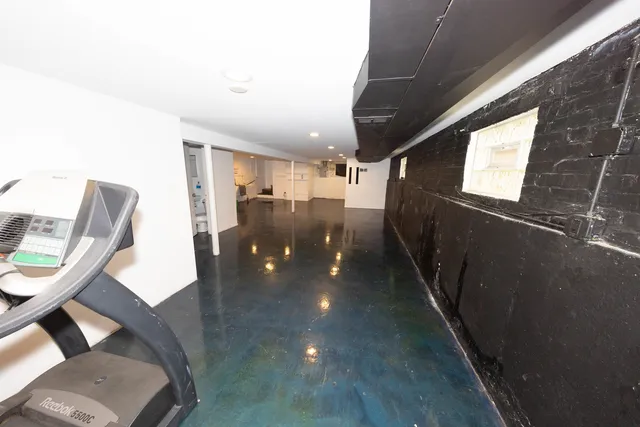 $334,000 | 2718 East Avenue, Berwyn, IL 60402