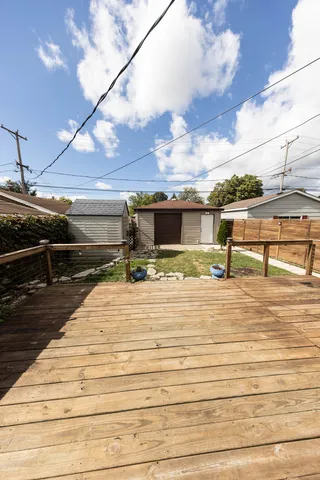 $334,000 | 2718 East Avenue, Berwyn, IL 60402