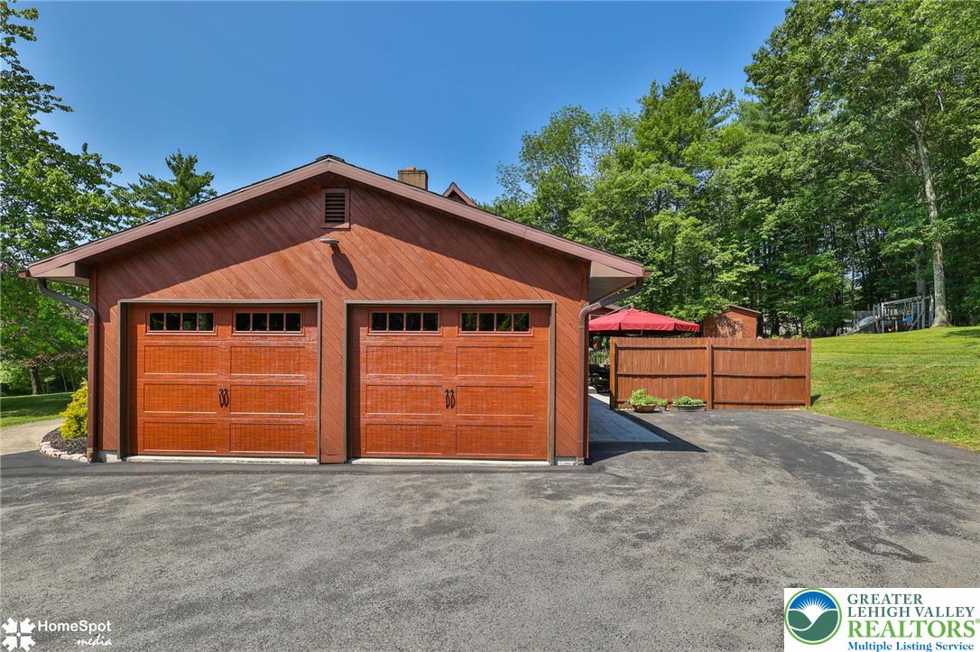 1503 Seneca Trail Effort, PA 18330 - Photo 44 of 66