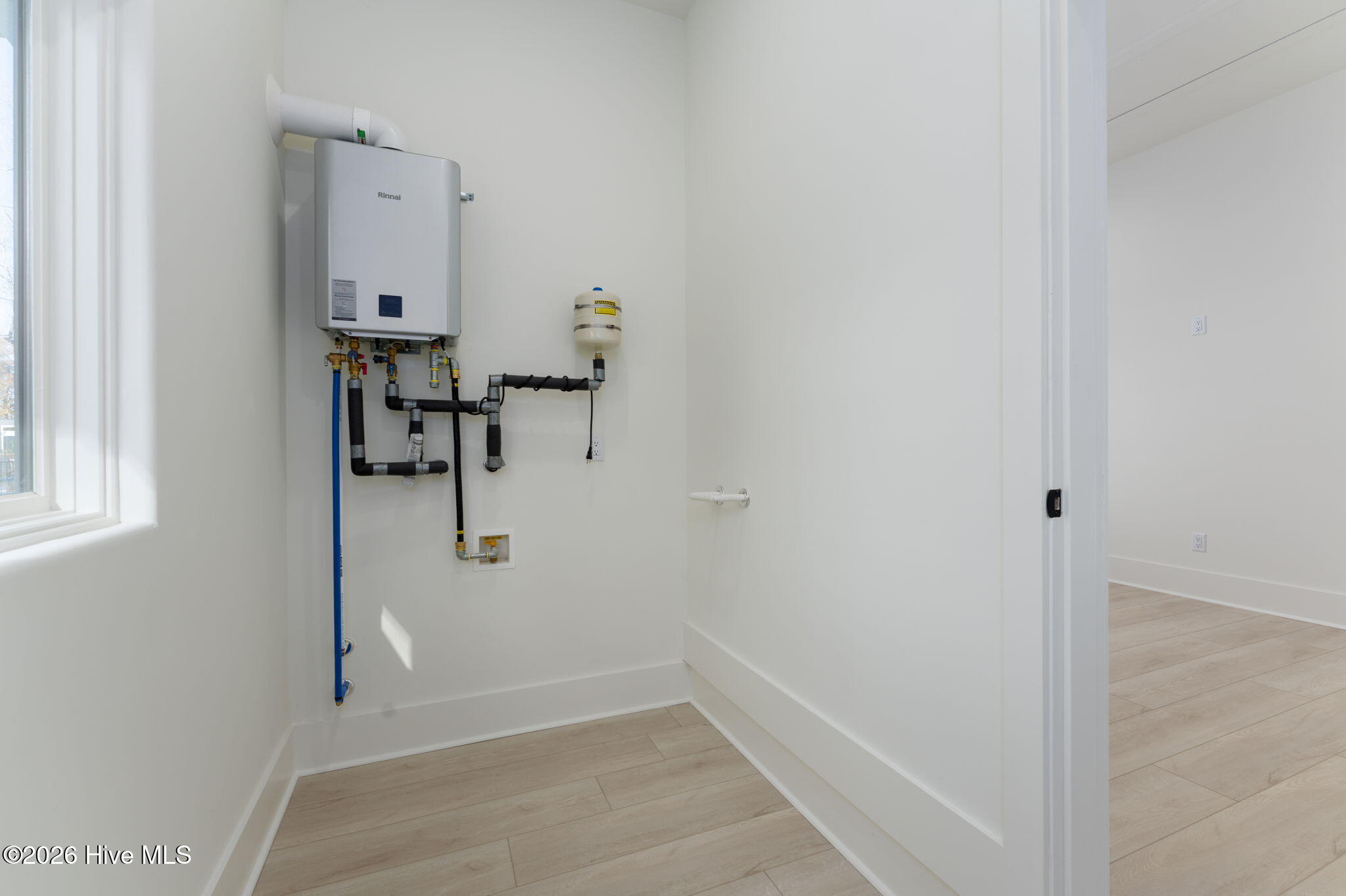 38 Reston Bluff Hampstead, NC 28443 - Photo 67 of 72 Tankless water heater programable