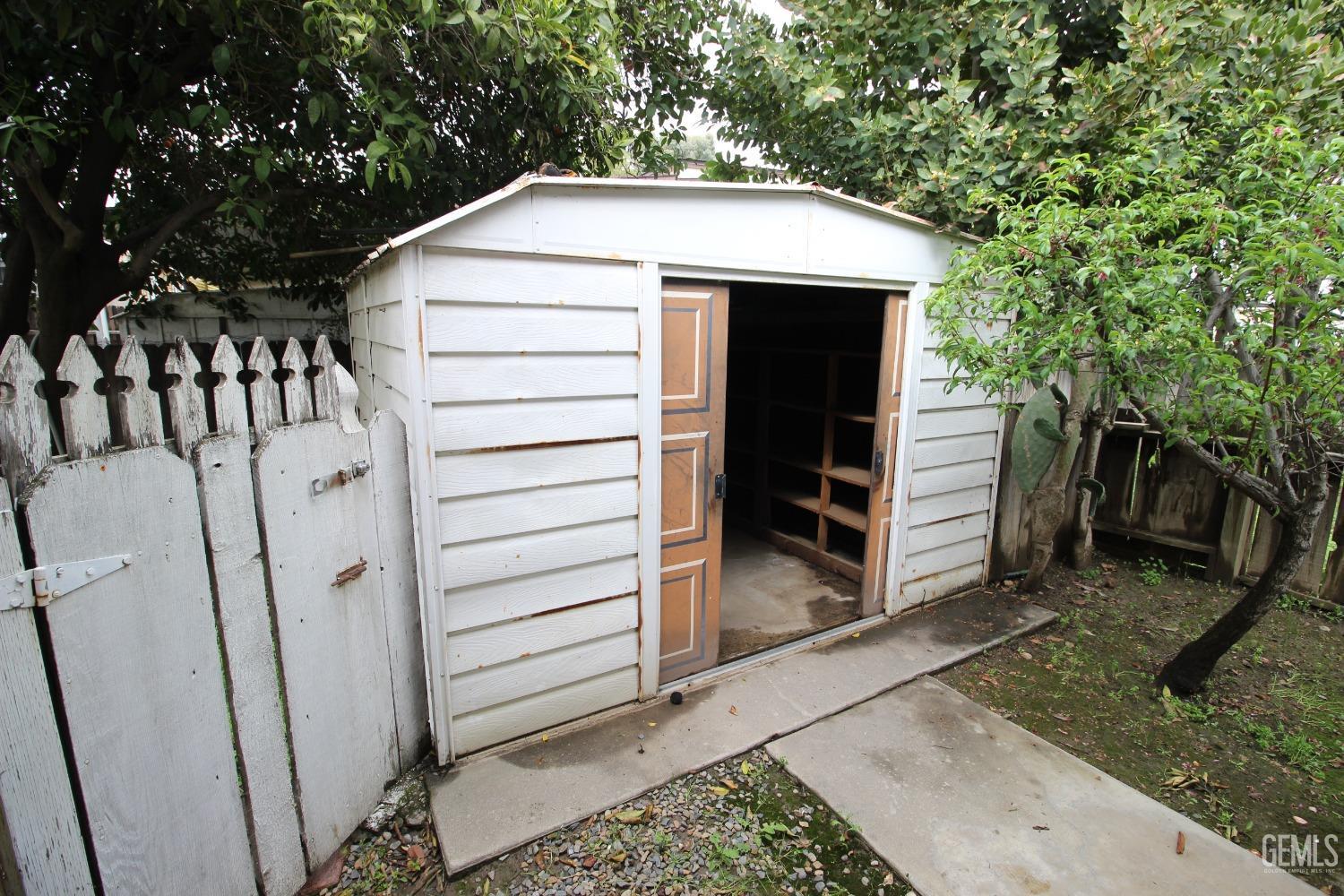 Undisclosed Address Visalia, CA 93277 - Photo 11 of 23