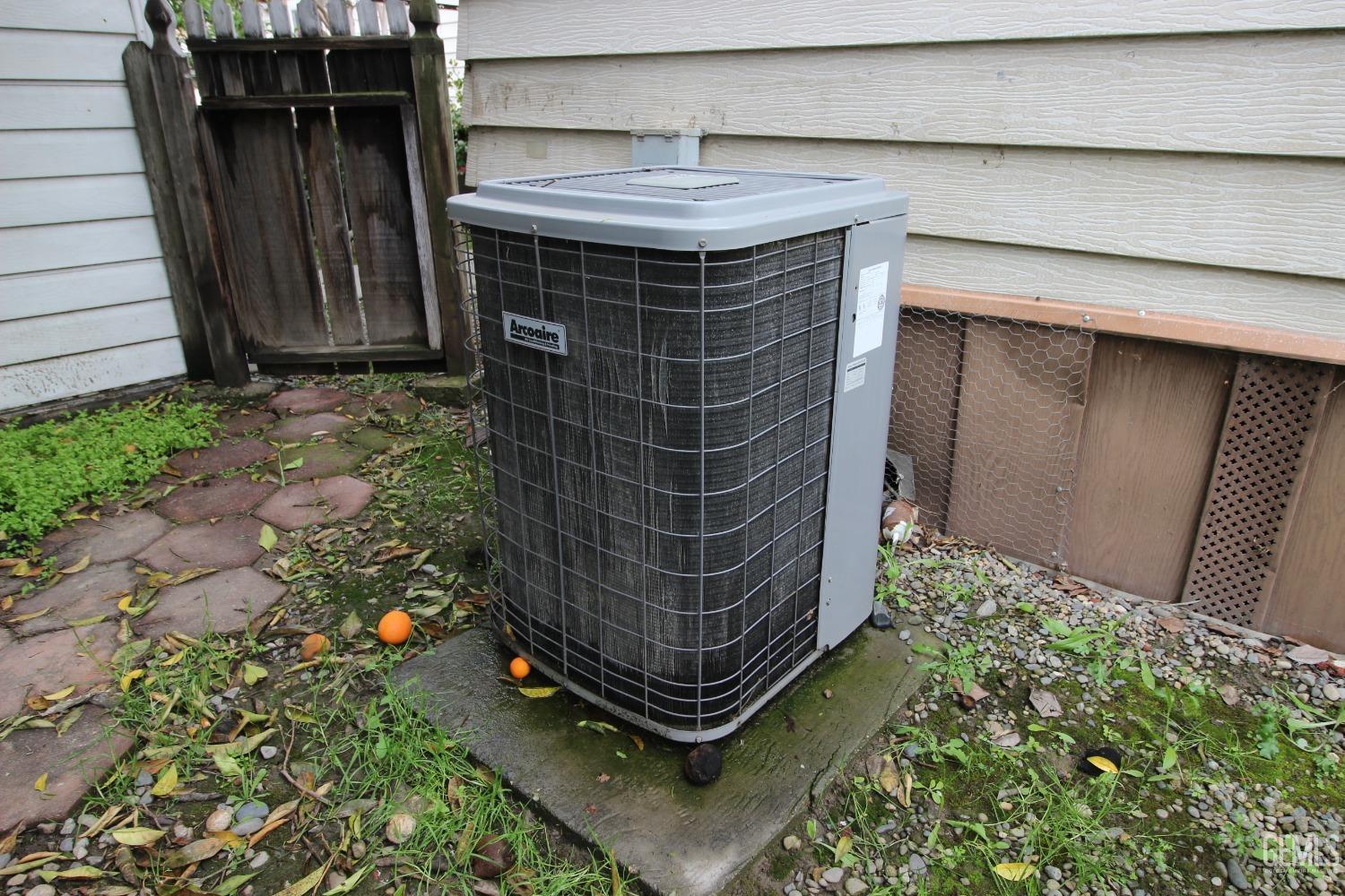 Undisclosed Address Visalia, CA 93277 - Photo 10 of 23