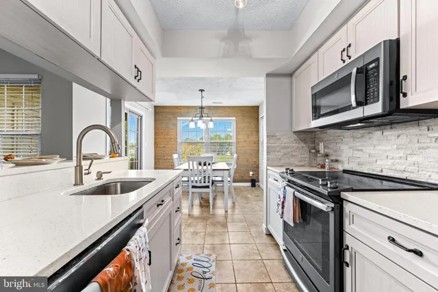 $245,000 | 1713 Landmark Drive, Unit 1L, Forest Hill, MD 21050