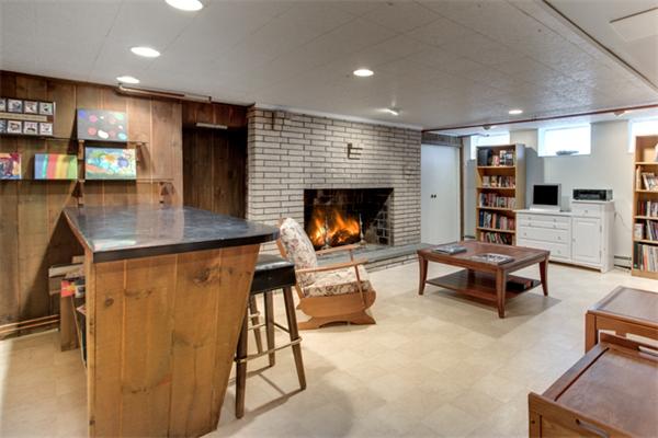 204 Long Hill Road Bolton, MA 01740 - Photo 23 of 29 Gallery Image 23