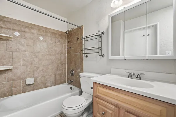 $1,675 | 1126 West Elliot Road, Unit 2046, Chandler, AZ 85224