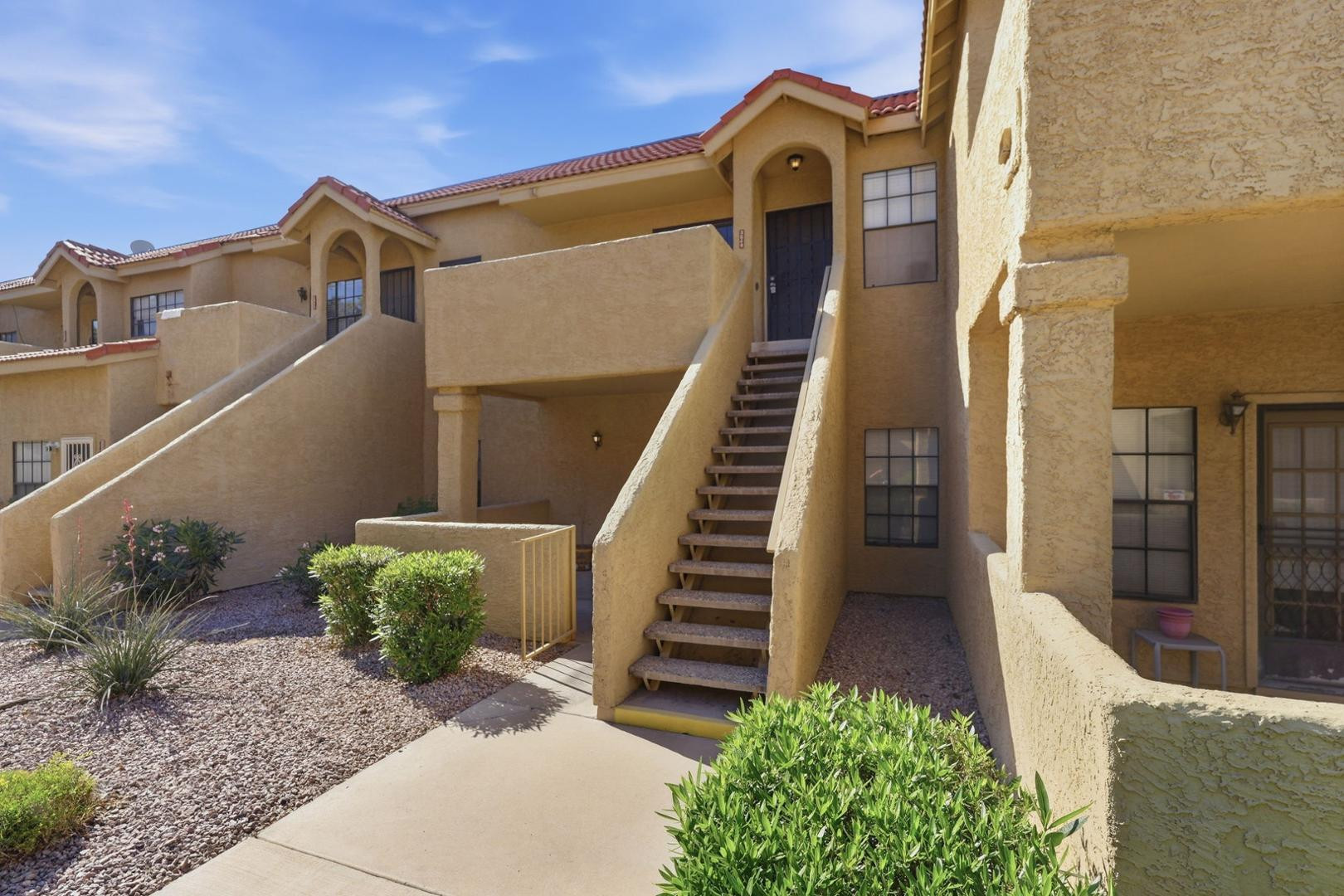1126 West Elliot Road, Unit 2046 Chandler, AZ 85224 - Photo 2 of 24 Photo #2