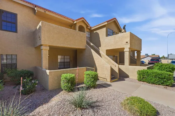 $1,675 | 1126 West Elliot Road, Unit 2046, Chandler, AZ 85224