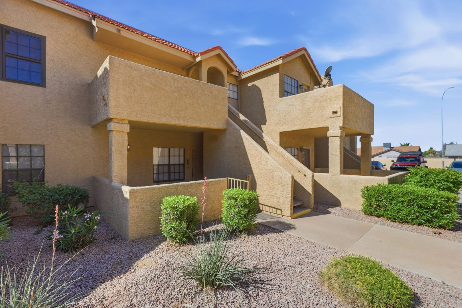 1126 West Elliot Road, Unit 2046 Chandler, AZ 85224 - Photo 3 of 24 Photo #3