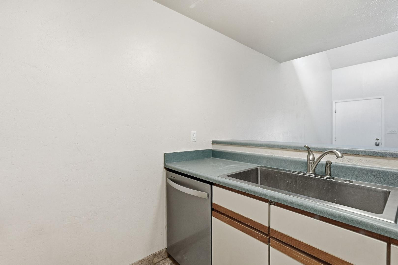 1126 West Elliot Road, Unit 2046 Chandler, AZ 85224 - Photo 6 of 24 Photo #6