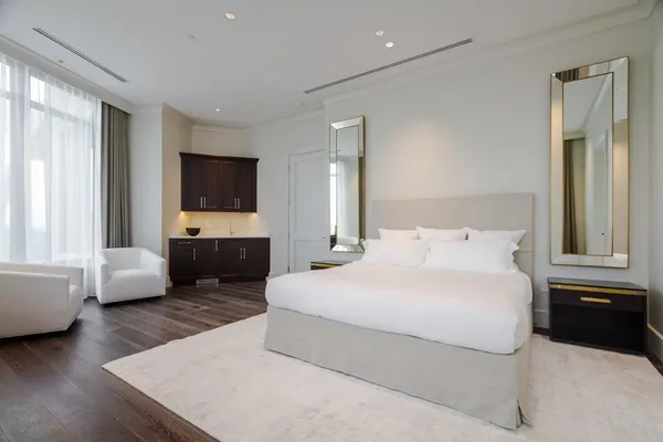 $13,000 | 3376 Peachtree Road Northeast, Unit 33A, Atlanta, GA 30326