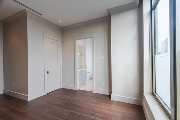 $13,000 | 3376 Peachtree Road Northeast, Unit 33A, Atlanta, GA 30326