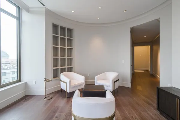 $13,000 | 3376 Peachtree Road Northeast, Unit 33A, Atlanta, GA 30326