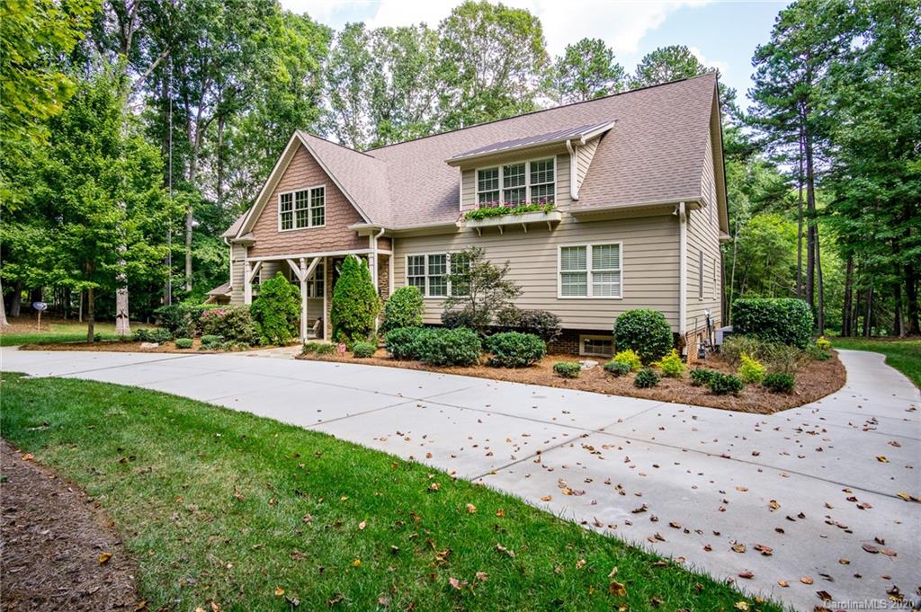 3420 Plantation Road Charlotte, NC 28270 - Photo 2 of 48 Gallery Image 2