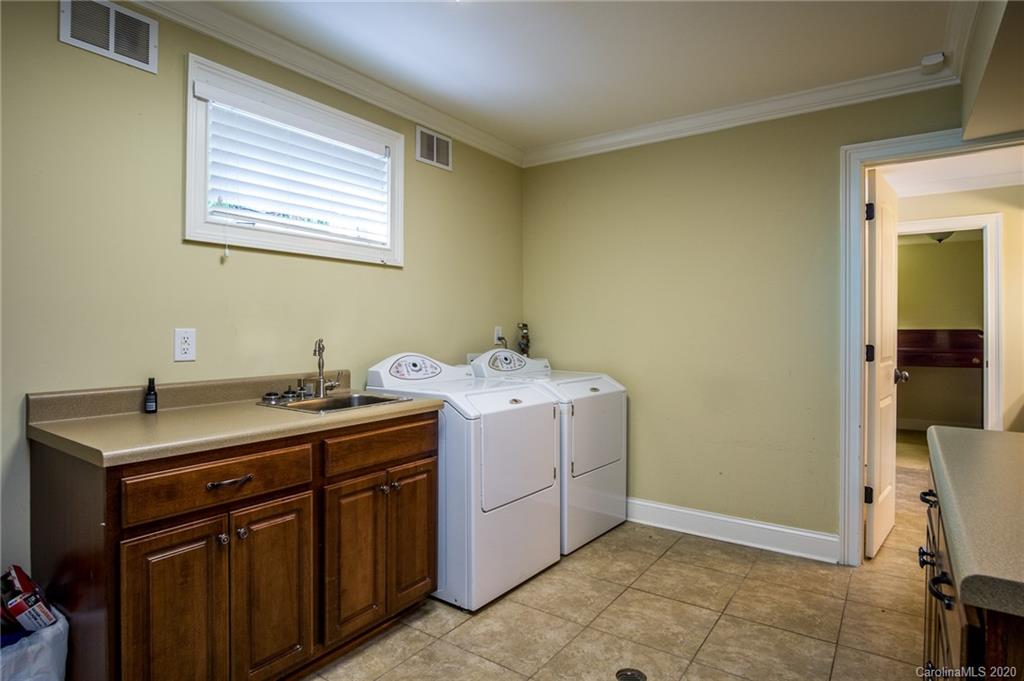 3420 Plantation Road Charlotte, NC 28270 - Photo 37 of 48 Gallery Image 37