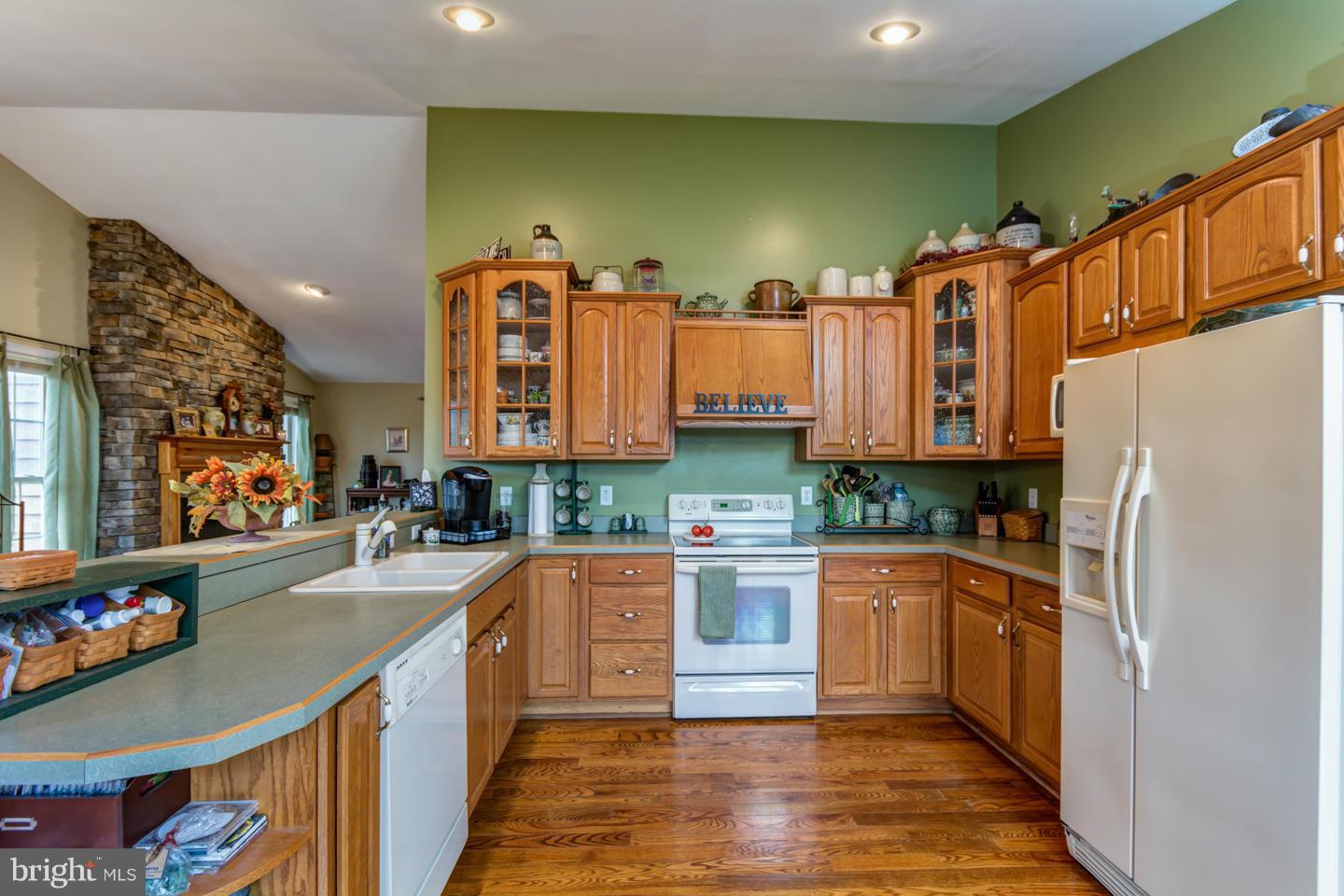 755 Cedar Grove Road Winchester, VA 22603 - Photo 18 of 30 Kitchen