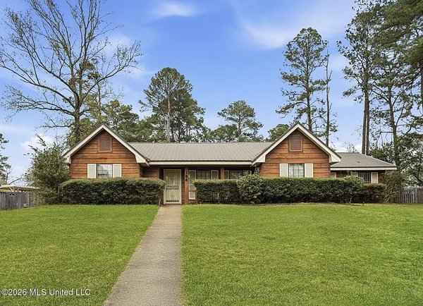 $235,000 | 156 Blackmon Road, Jackson, MS 39272