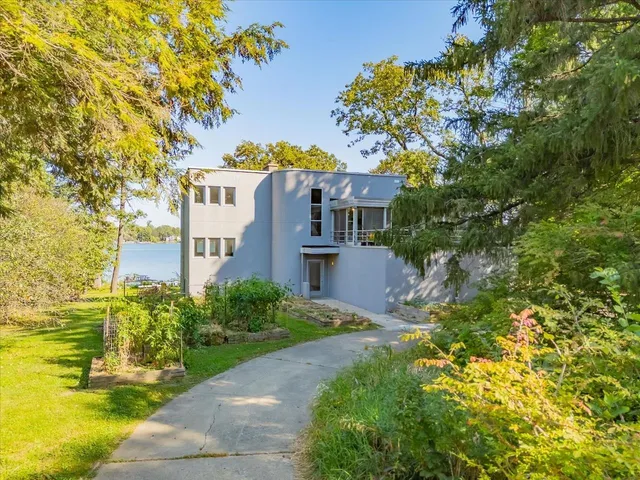 $1,850,000 | 1610 Waunona Way, Madison, WI 53713