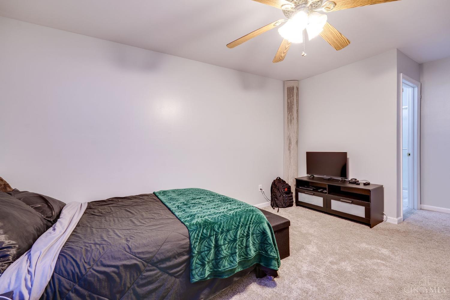 1812 Eaton Road, Unit 6 Hamilton, OH 45013 - Photo 11 of 17 Gallery Image 11